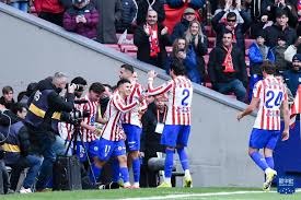 广东男篮防守反击轻取上海